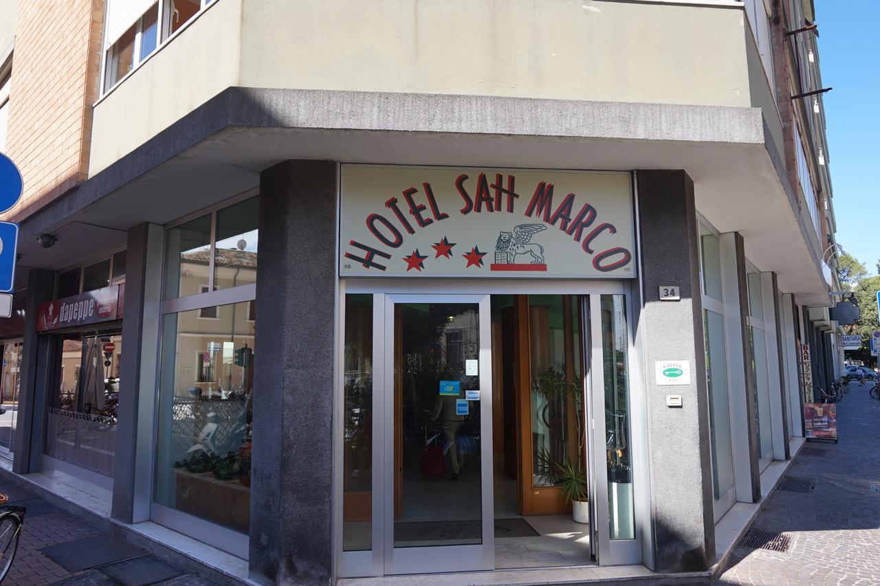 Hotel San Marco ペザロ エクステリア 写真
